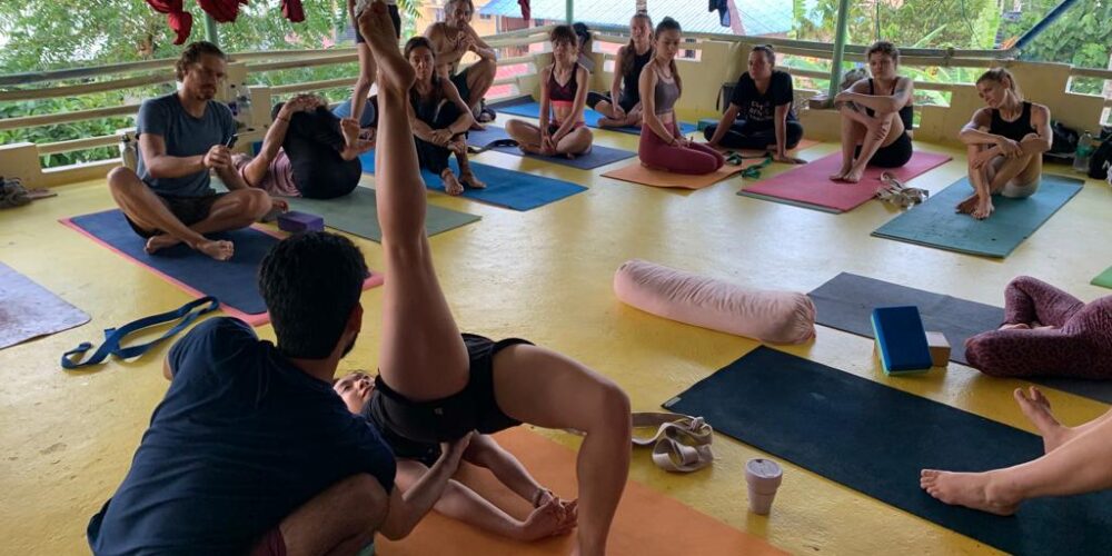 teacher training yoga